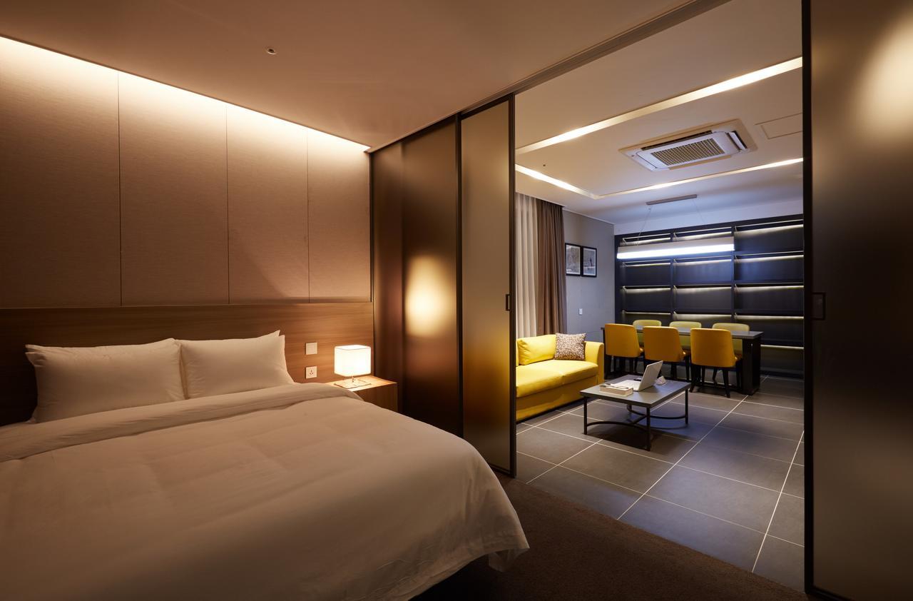 Osong H Hotel Sejong City Чеонджу Екстериор снимка