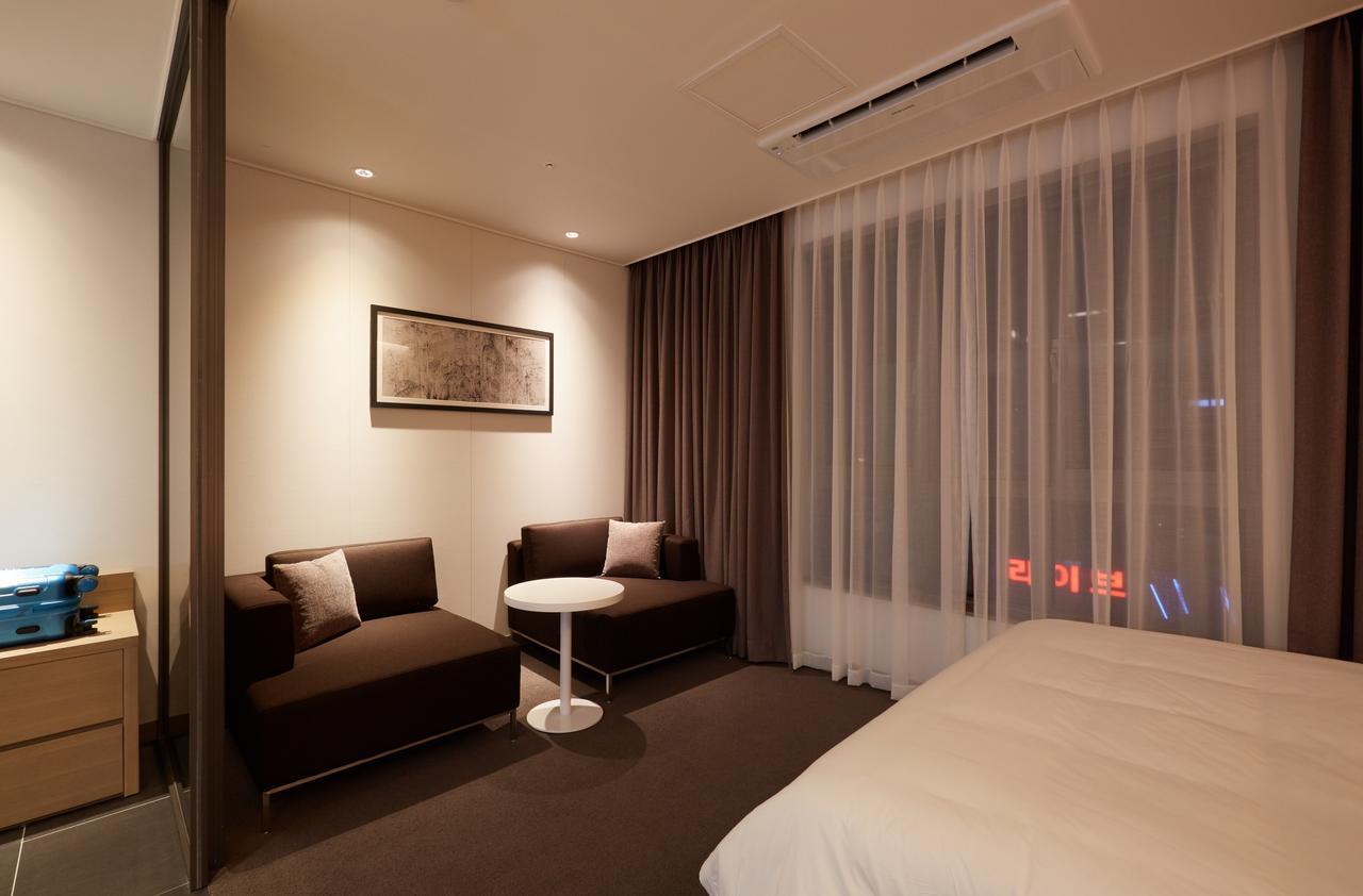 Osong H Hotel Sejong City Чеонджу Екстериор снимка