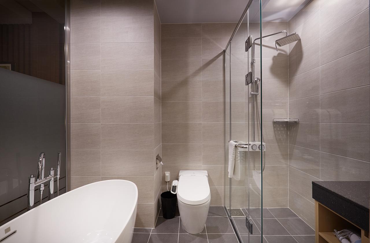Osong H Hotel Sejong City Чеонджу Екстериор снимка